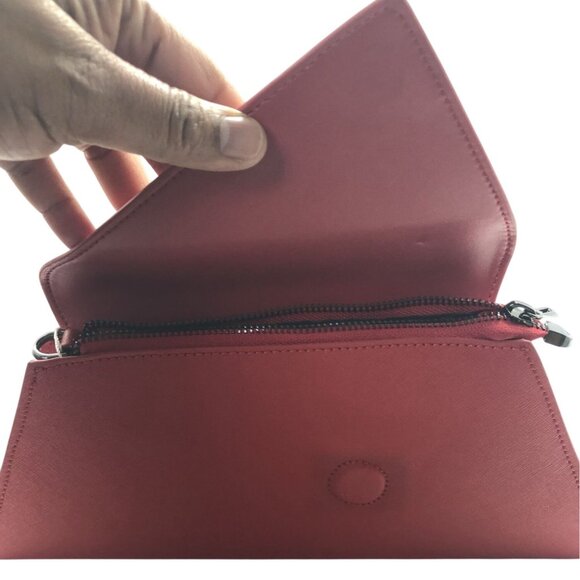Red Leather Clutch Purse Womens Small Crossbody Bag With Chain Strap Crossbody - Picture 8 of 8